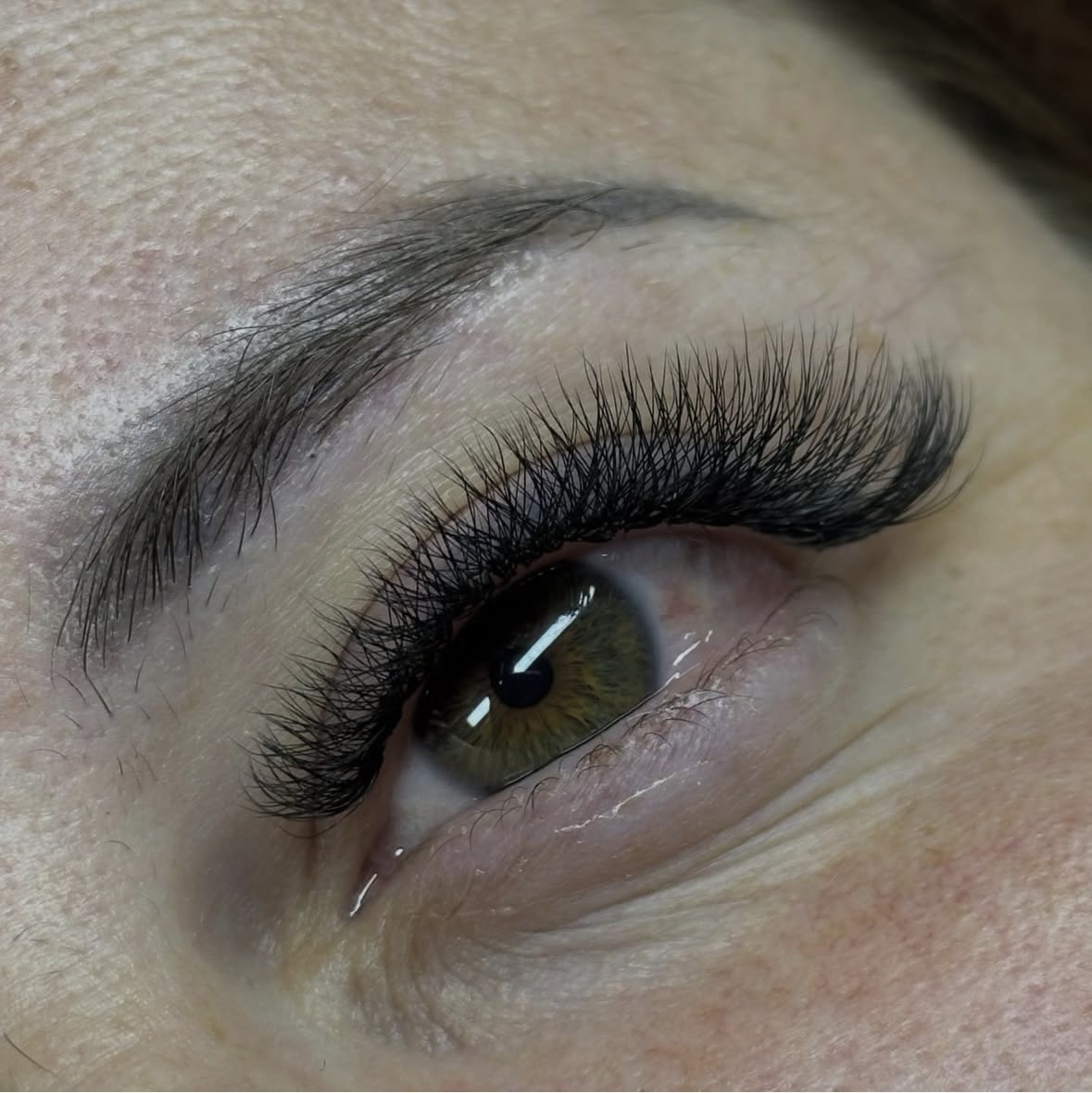 Prodlužování řas