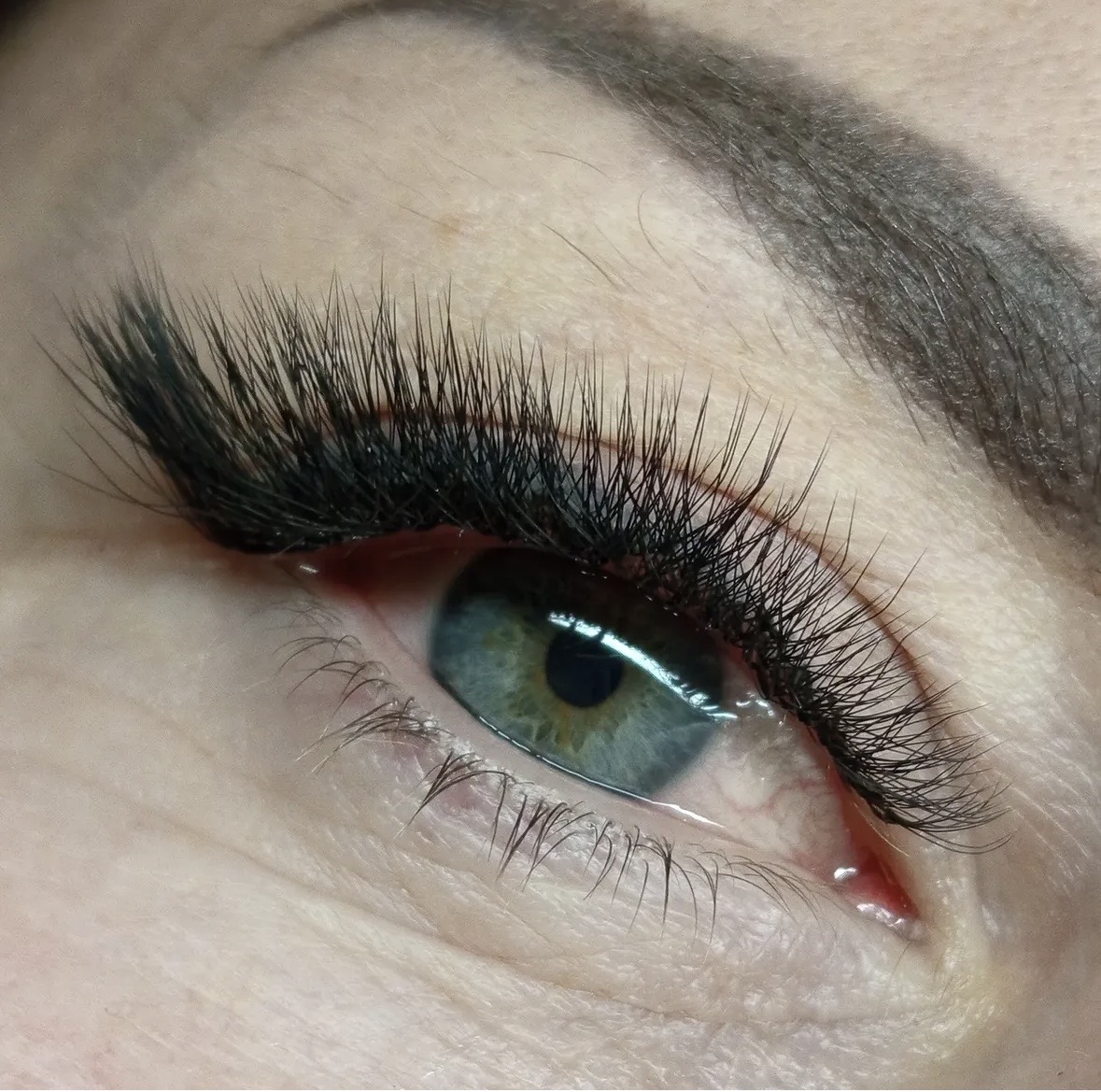 Doplnění řas po 3 týdnech
